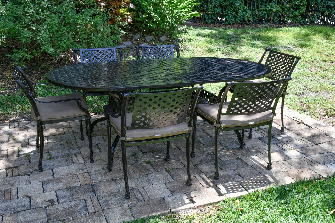 Savannah Outdoor Aluminum Oval Dining Table Set of 7 (KIT)