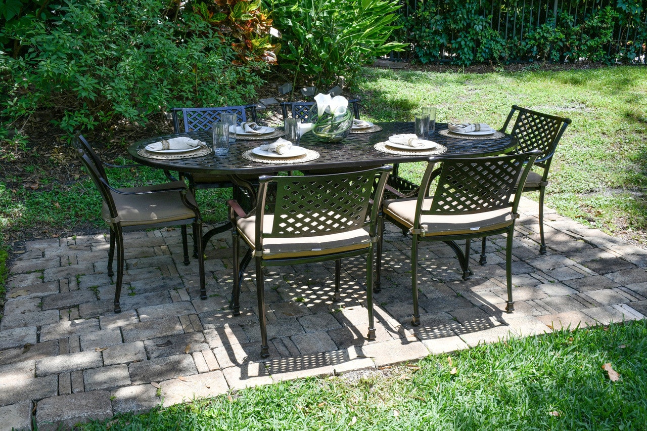 Savannah Outdoor Aluminum Oval Dining Table Set of 7 (KIT)